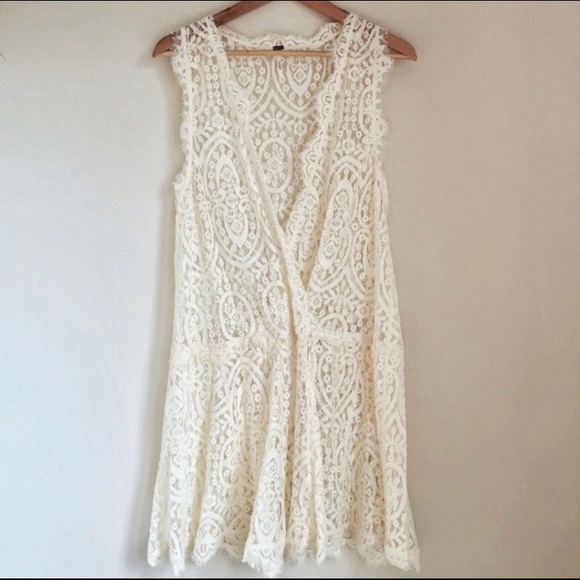 Free People Dresses & Skirts - Free People Lace Dress EUC Cream Boho Mini Dress